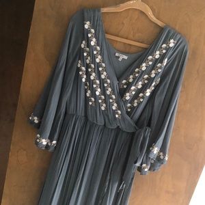 Beautiful dusty blue maxi dress!